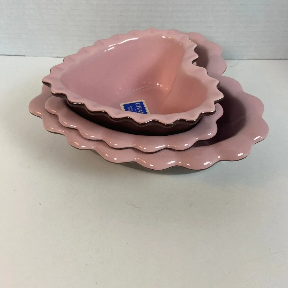 Chantal Pink Heart Ramekin Baker Set 3pc Scalloped Ceramic 93-HBP11 93-HBP15